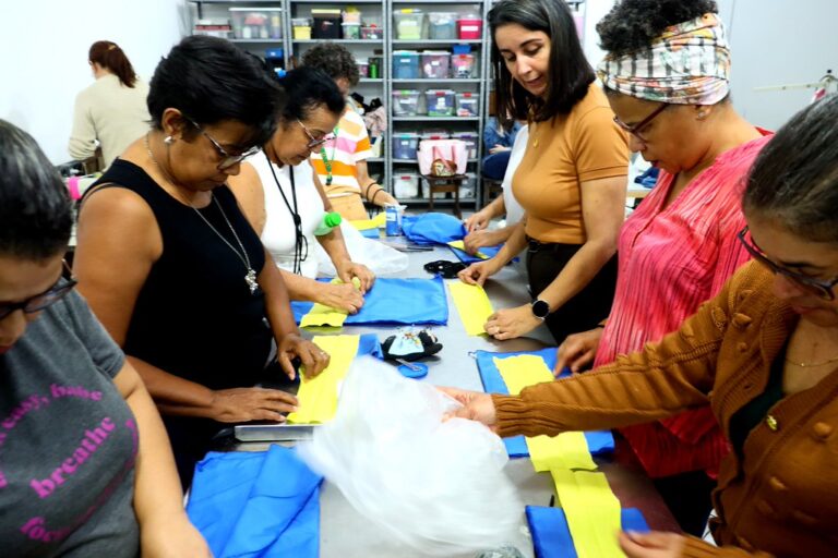 fundo-social-abre-inscries-para-workshop-de-costura-criativa_55152536227_l