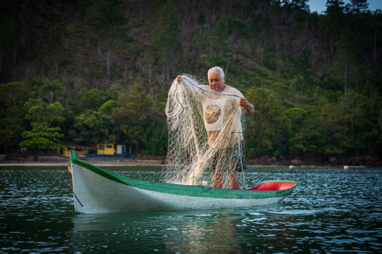 governo-de-caraguatatuba-avana-na-valorizao-da-cultura-caiara-com-reconhecimento-oficial-de-pescadores-artesanais-e-maricultores_55129184301_l