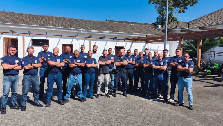 Centro de Controle de Zoonozes fornece orientações sobre saúde pública e manejo de animais em Caraguatatuba