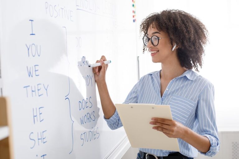 Caraguatatuba abre inscrições para curso gratuito de Inglês