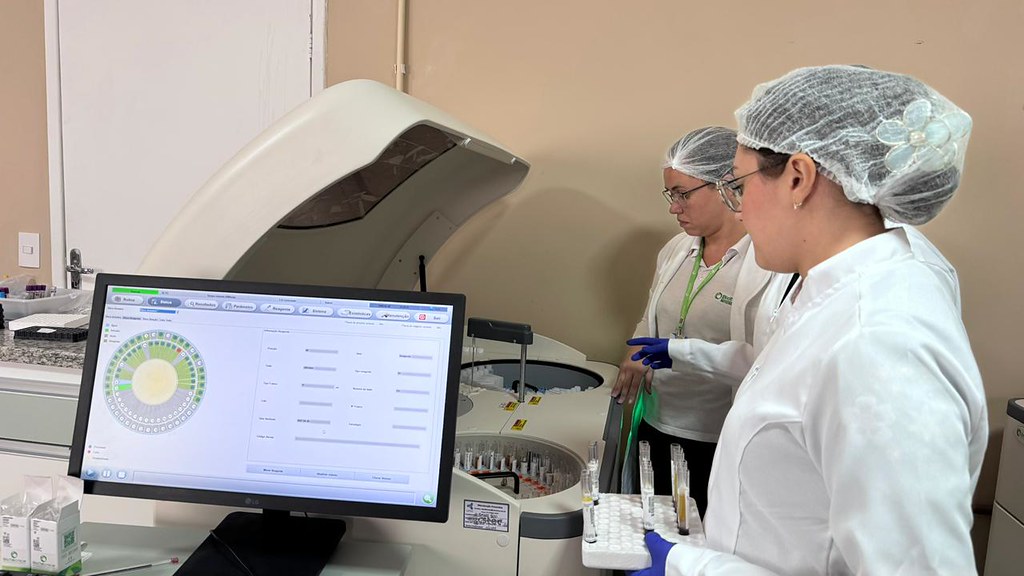 Caraguatatuba impulsiona rede de saúde com inauguração de novo laboratório de análises clínicas