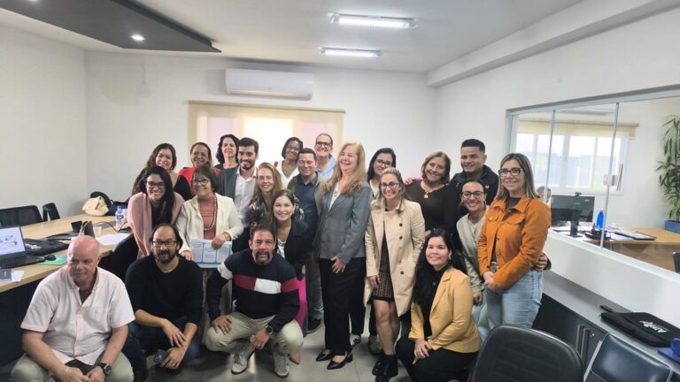 Caraguatatuba participa de encontro regional sobre novos Planos Decenais de Educação