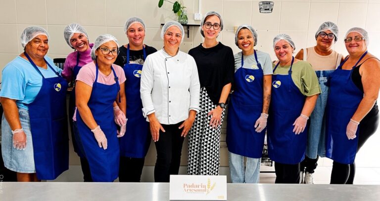 Fundo Social realiza curso de “Pães Artesanais” gratuito para mães do projeto “Colcha de Retalhos” da APAE