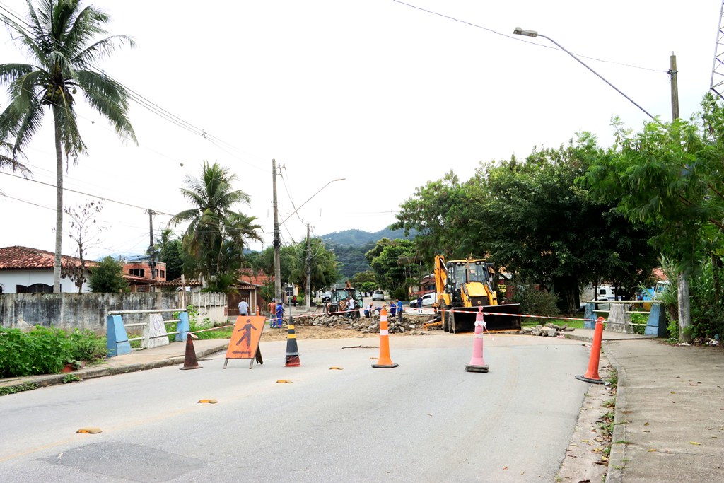 Prefeitura de Caraguatatuba retoma recapeamento de trecho da Avenida Garça no Jardim Gaivotas na próxima segunda-feira